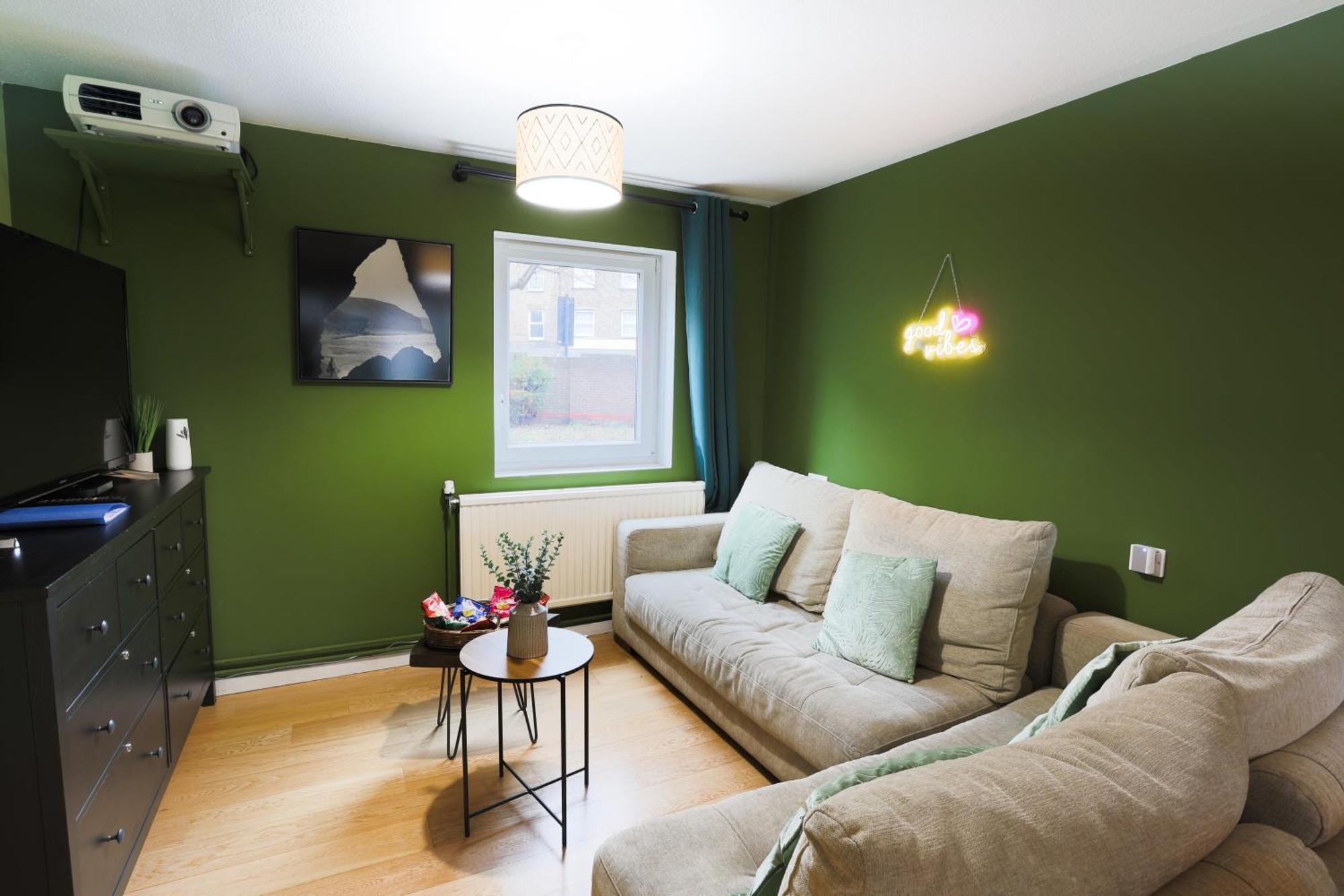 Luxury Central London Home Near Tower Bridge And Close To The City Center! 10 Percent Off Deals- Mobile Rate Deals-Genius Deals W Parking Apartamento Londres