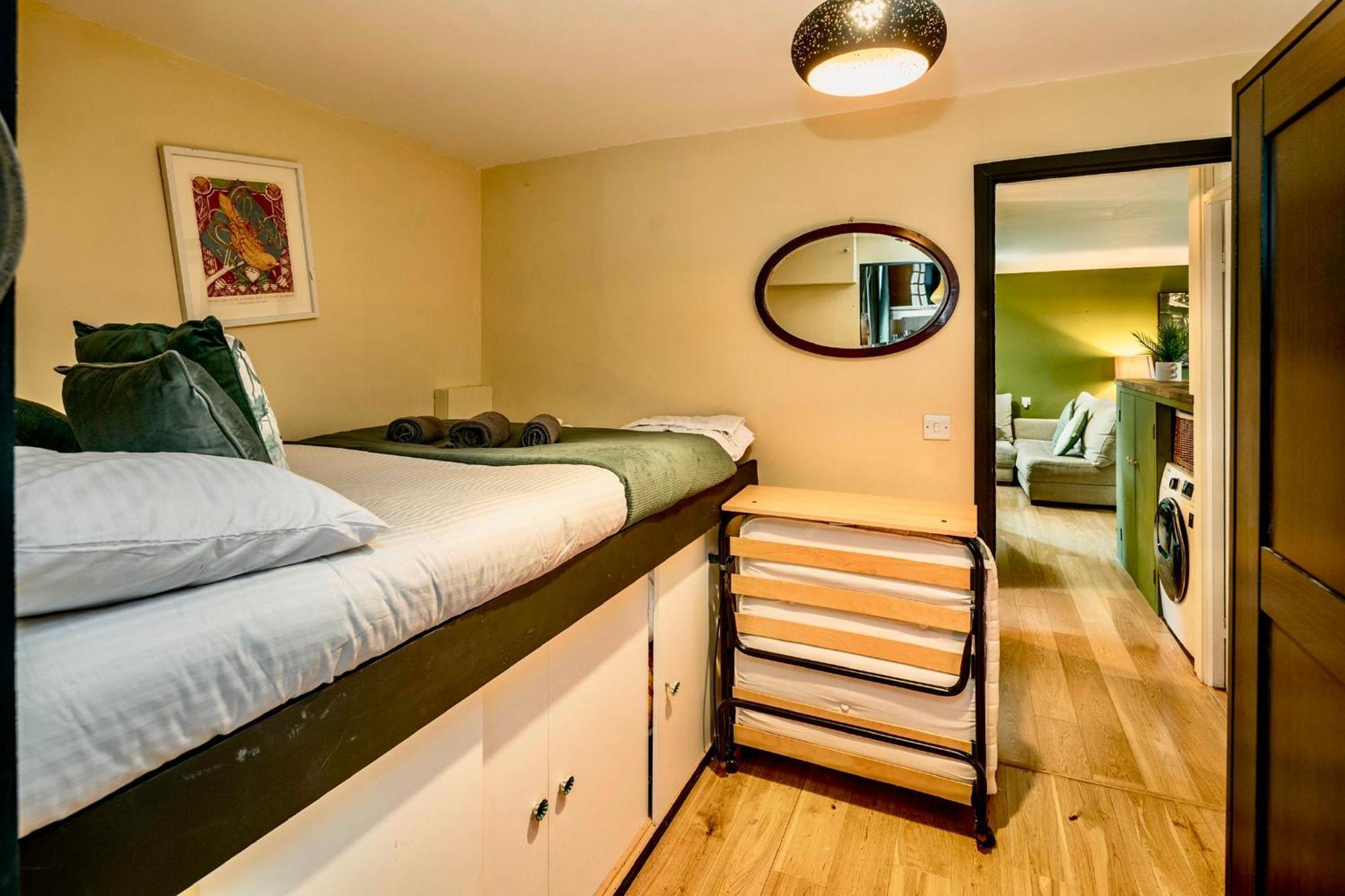 Luxury Central London Home Near Tower Bridge And Close To The City Center! 10 Percent Off Deals- Mobile Rate Deals-Genius Deals W Parking Apartamento
